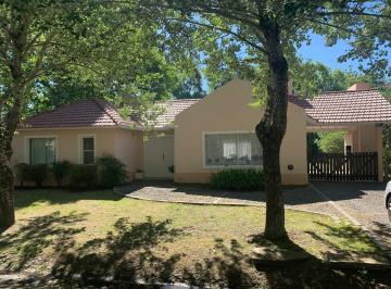 Casa de 4 ambientes, La Plata · Casa en Venta en Club de Campo Haras del Sur 1