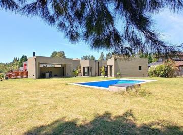 Casa · 192m² · 4 Ambientes · Casa - Malibu