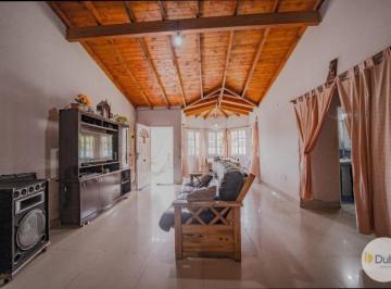 Casa · 126m² · 5 Ambientes · 1 Cochera · Casa en San Miguel