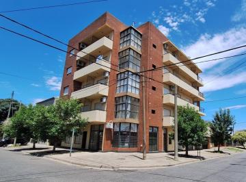 Departamento · 50m² · 2 Ambientes · 1 Cochera · Departamento Centrico en Venta, Campana