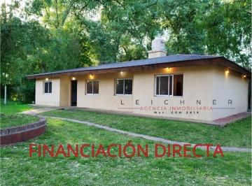 Casa · 130m² · 4 Ambientes · 5 Cocheras · Venta, Casa, Pilar. Financia