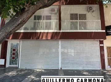 Local comercial de 3 ambientes, Ciudad de Mendoza · Alquilo Salón Comercial San Martín y Damián Houston Sobre San Martín. Ciudad