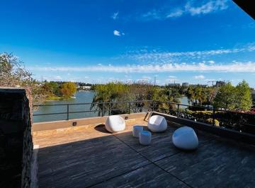 Casa de 5 ambientes, Tigre · Casa en Venta en Altamira a Laguna