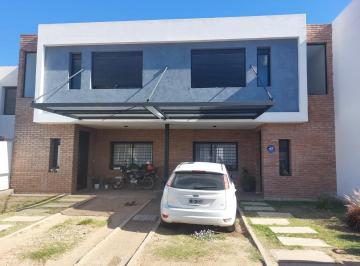 Foto · Duplex en Venta - Miradores de Manantiales