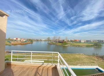 Casa · 200m² · 5 Ambientes · Casa en Venta en El Canton - Maroto Propiedades