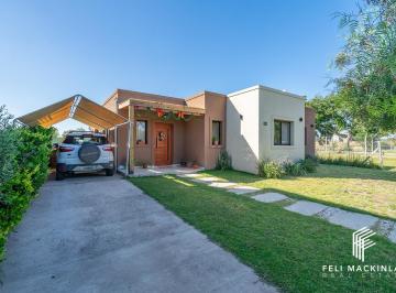 Casa de 4 ambientes, Pilar · Venta Casa Santa Elena Pilar del Este