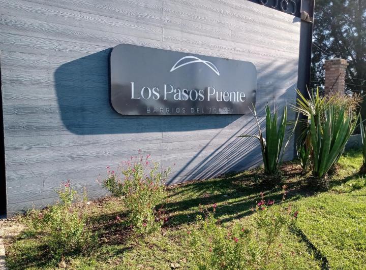 Terreno · 830m²