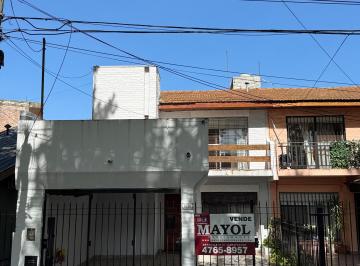 Casa de 4 ambientes, San Isidro · Duplex 5 Ambientes en Villa Adelina