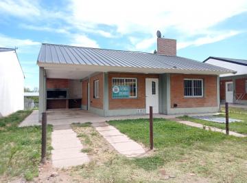 Casa de 3 ambientes, Villa El Chocón · Venta de Casa en Villa El Chocon - Neuquén