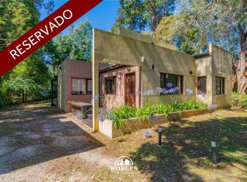 Casa · 120m² · 4 Ambientes · Casa Estilo Moderno en El Bosque Peralta Ramos.