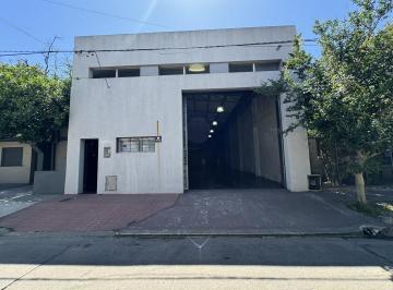 Local comercial · 184m² · 1 Ambiente · Galpón en Venta en Barrio Sarmiento a Minutos de Av Circunvalación