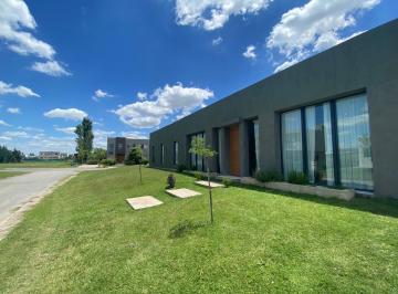 Casa · 167m² · 5 Ambientes · 2 Cocheras · Casa en Horizontes Al Sur