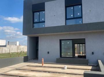 Foto · Duplex en Venta 3 Dormit.3 Baños Colinas de Manantiales!