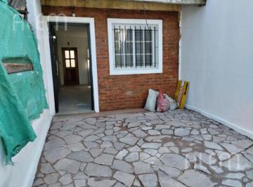 Departamento · 43m² · 3 Ambientes · 2 Cocheras · Departamento en Luis Guillon Apto Credito