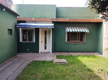 KNK-KNK-4752_2 · Oportunidad Casa 3 Amb C Terraza y Cochera