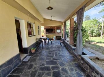 Casa de 8 ambientes, Río Ceballos · Casa de Campo Amplia Mas Dependencia Rio Ceballos