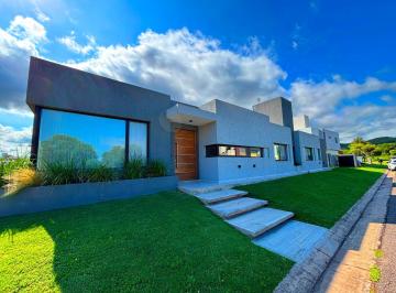 Casa · 230m² · 3 Dormitorios · 2 Cocheras · Venta Casa en Cañitas Espectacular