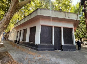 Local comercial · 245m² · Sarmiento y Gaboto Alquiler Local en Barrio Abasto - Rosario
