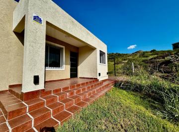 Casa · 55m² · 2 Ambientes · 1 Cochera · Casa en Venta, 1 Dormitorio, a Una Cuadra del Río - Estancia Vieja