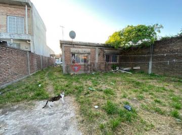 Terreno · 333m² · 4 Ambientes · Casa - Castelar Sur