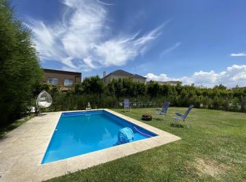 Casa · 280m² · 5 Ambientes · 2 Cocheras · Casa en Alquiler Los Lagos, Nordelta - Frente Al House