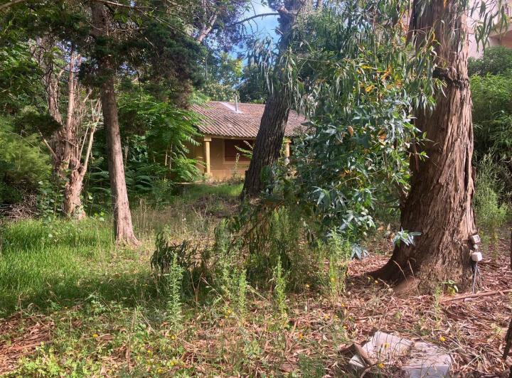 Terreno · 937m²