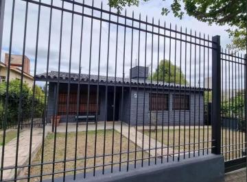 Casa de 3 ambientes, Villa Carlos Paz · Se Vende Casa 3 Dorm. 2 Baños Vista a Las Sierras