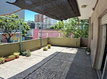 Patio · Departamento Planta Alta Frente con Entrada Independiente Villa Ballester