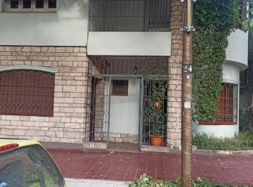 Casa de 4 ambientes, Ciudad de Mendoza · Casa en Venta Cercanías Hospital Central