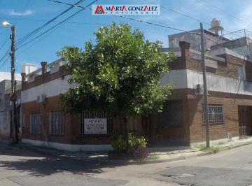 Casa · 130m² · 4 Ambientes · 1 Cochera · Casa 4 Ambientes en Venta