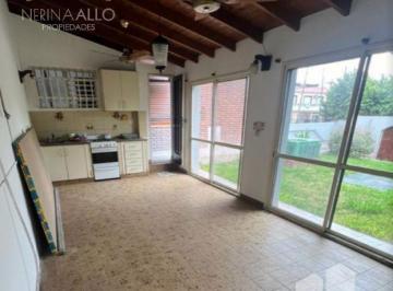 Casa · 234m² · 3 Ambientes · 5 Cocheras · Venta Casa Tres Ambientes San Justo La Matanza