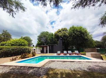 Casa de 2 ambientes, Villa Parque Siquiman · Ref 533 Venta en Villa Parque Siquiman