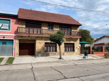 Casa de 6 ambientes, Mar del Plata · Venta. Casa 6 Amb con Quincho. San Jose