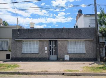 Casa · 86m² · 4 Ambientes · Casa con Patio en Barrio Belgrano