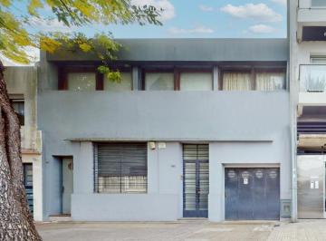 Casa · 144m² · 5 Ambientes · 1 Cochera · Casa en Venta en La Plata