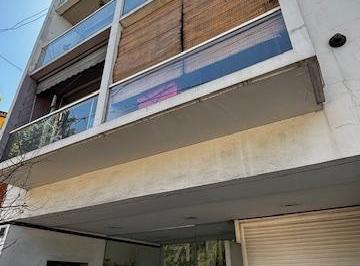 Oficina comercial de 1 ambiente, Agronomía · Venta. Agronomia. Loft Oficina. Luminosa. Contrafrente. Patio. Cochera