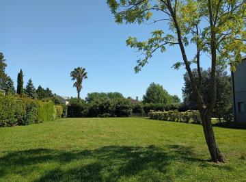 Terreno · 938m² · Terreno en Venta en Barrio Los Jazmines - Pilar del Este