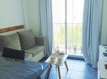 Departamento de 3 ambientes, Rosario · Departamento San Luis y Av Francia - $250.000
