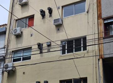 Departamento de 1 ambiente, Abasto · Dpto 1 Ambiente Al Frente Super Luminoso - Apto Crédito
