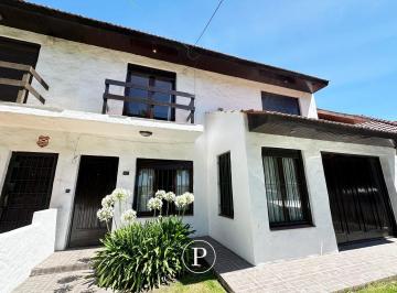 Casa · 160m² · 3 Ambientes · Casa en San Cayetano