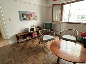 Departamento · 45m² · 3 Ambientes · Alquiler Temporario - Departamento 3 Ambientes Amoblado - Bartolomé Mitre 4200 - Almagro