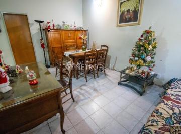 Casa · 129m² · 4 Ambientes · 1 Cochera · Casa en Venta 4 Ambientes con Cochera en Villa Ballester
