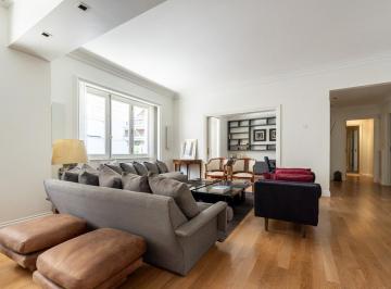 Departamento · 175m² · 3 Ambientes · 1 Cochera · Departamento Amoblado en Recoleta