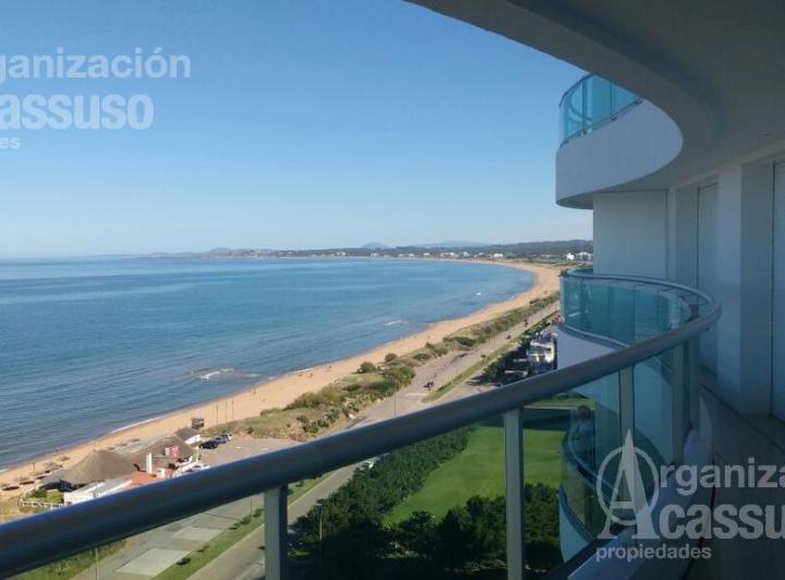 Departamento · 200m² · 5 Ambientes · 1 Cochera