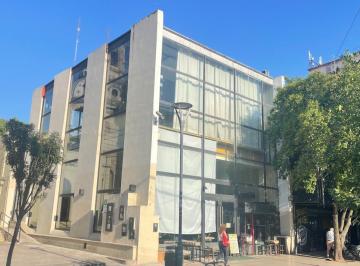 Local comercial · 3 Ambientes · Local en 9 de Julio Al 100