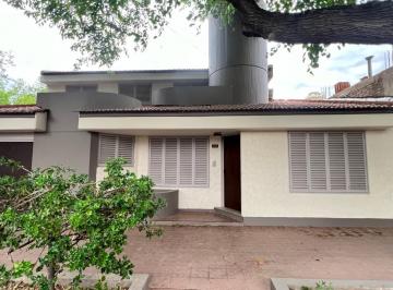 Casa · 150m² · Casa - Mendoza