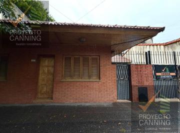 Casa · 150m² · 4 Ambientes · 1 Cochera · Casa en Venta en Luis Guillon