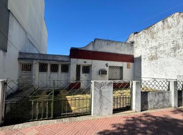 Casa de 4 ambientes, Lomas de Zamora · Casa de Corte Antiguo en Banfield