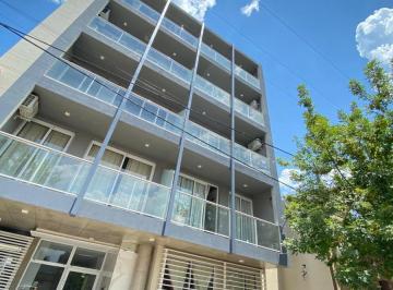 Departamento · 38m² · 4 Ambientes · 1 Cochera · Departamento Céntrico en Barrio Alberdi