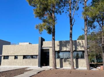 Casa · 167m² · 4 Ambientes · Casa - Greenville Polo & Resort